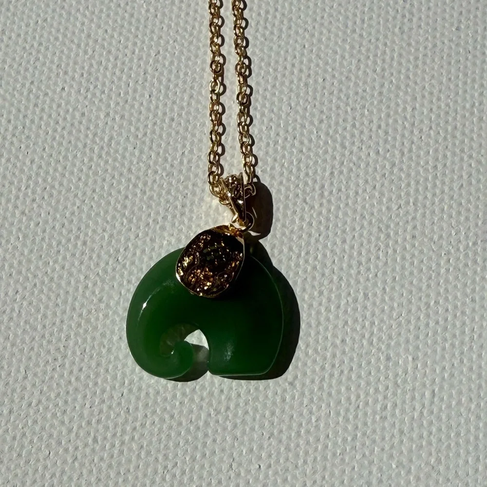 Natural Necklace Green Jade Elephant Pendant | 18K Gold Plated Chain Necklace - Picture 10 of 12